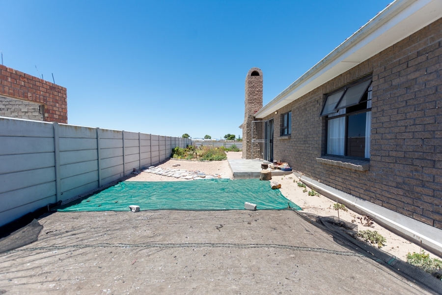 3 Bedroom Property for Sale in Laaiplek Western Cape